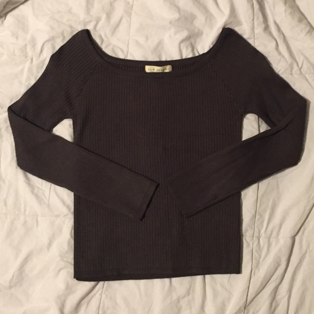 Brown ribbed sweater